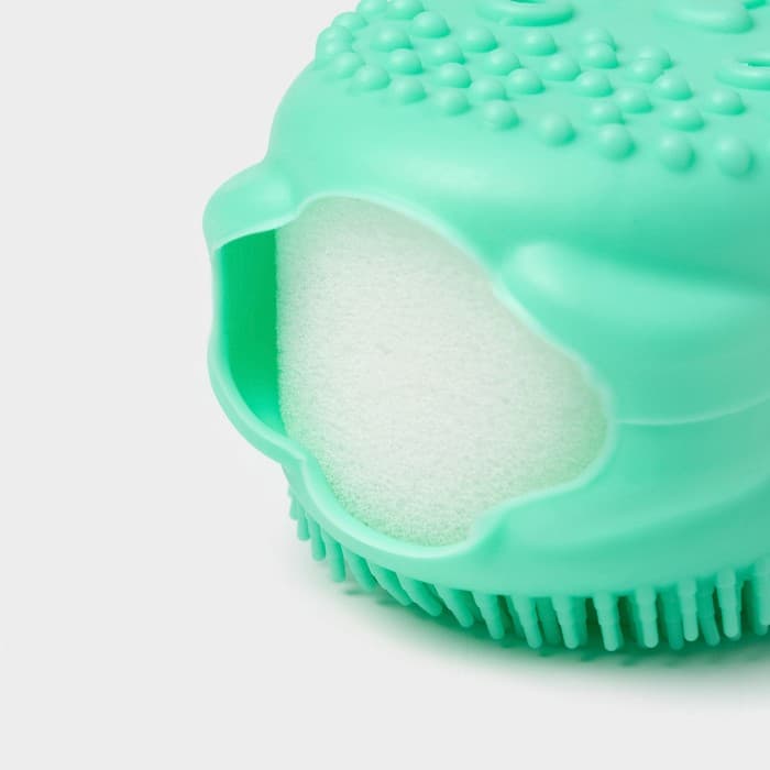Щётка массажная силиконовая для тела с поролоном Доляна «Мышонок», зелёная