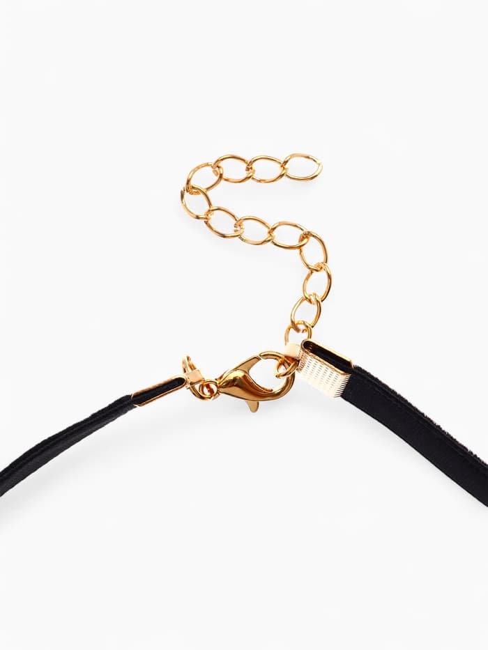 Чокер «Стразинка» звезда, цвет белый в золоте, L=32 см