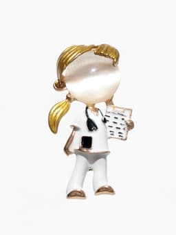 Брошь «Доктор», девочка, цветная в золоте