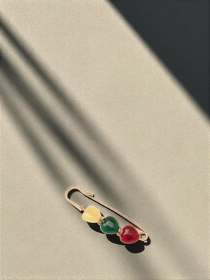 Булавка «Сердечки», 7 см, цветная в золоте