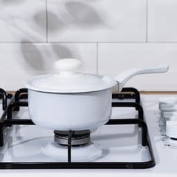 Ковш эмалированный, 600 мл, с крышкой, без деколи, белый