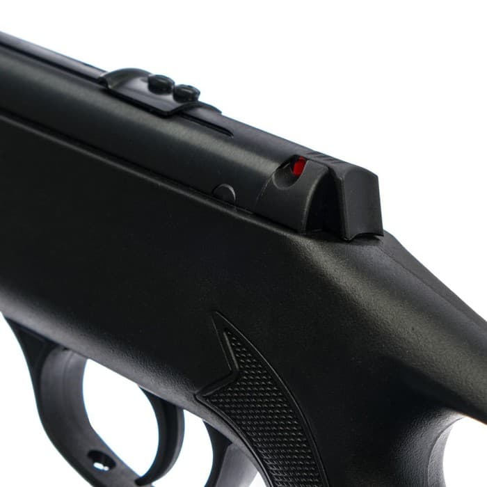 Винтовка пневматическая Hatsan Striker Edge кал. 4.5 мм, 3 Дж, ложе - пластик, до 90 м/с