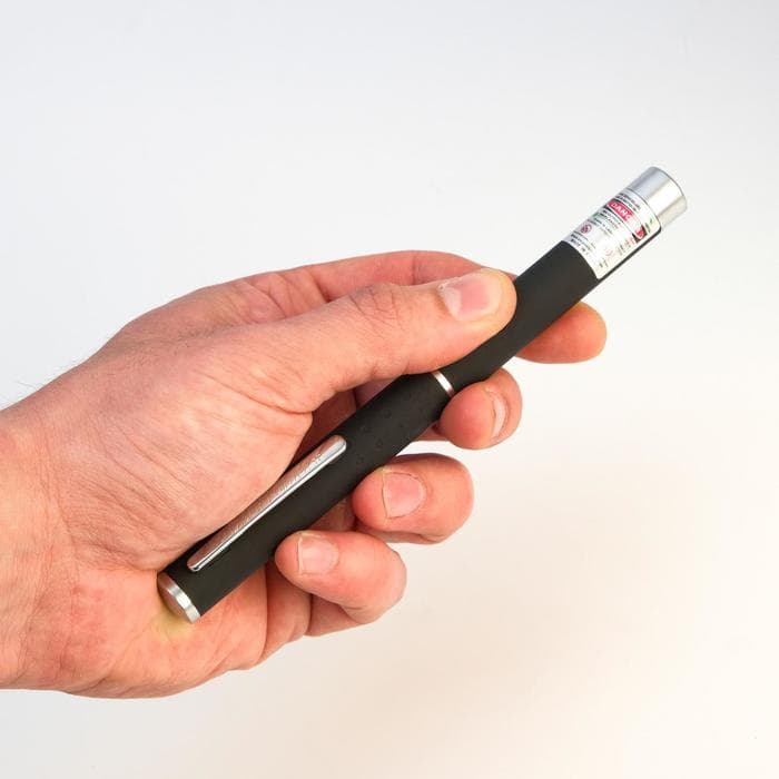 Лазерная указка, 532 нм, дальность 1000 м, от батареек 2×ААА, зелёный луч, 15×1.5 см