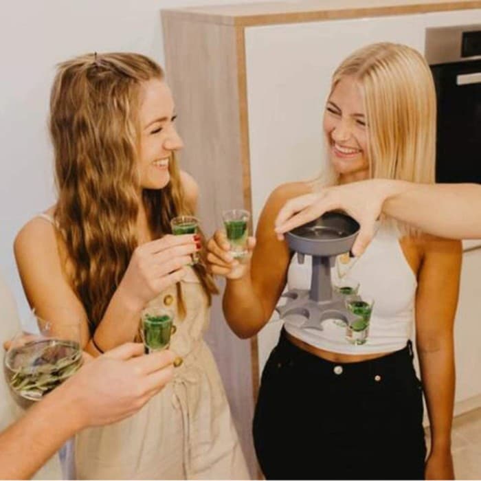 Рюмки набор «Налей всем сразу» 6 штук по 35 мл, горлышко d=10 см