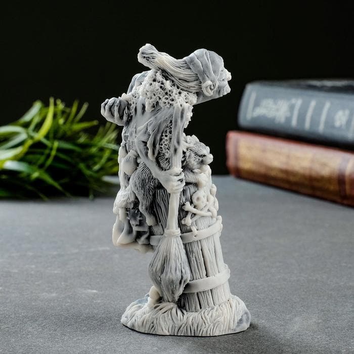 Фигурка «Баба Яга в ступе», 11 см