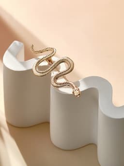 Брошь «Змея», извилистая, цвет золото