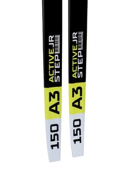 Комплект лыжный: пластиковые лыжи 150 см с насечкой, стеклопластиковые палки 110 см, крепления SNS, цвета МИКС