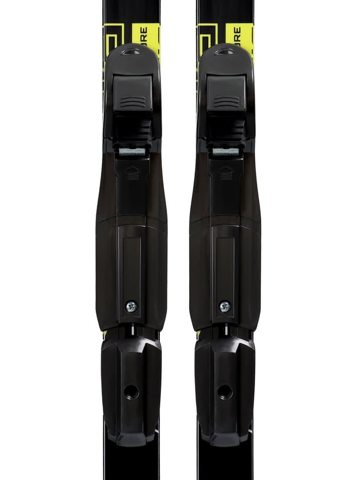 Комплект лыжный: пластиковые лыжи 150 см с насечкой, стеклопластиковые палки 110 см, крепления SNS, цвета МИКС