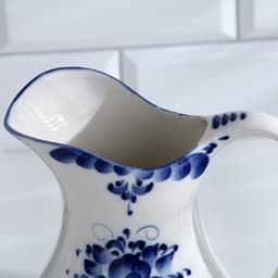 Кувшин фарфор «Аннушка», 1.5 л, 20.5 см, гжель