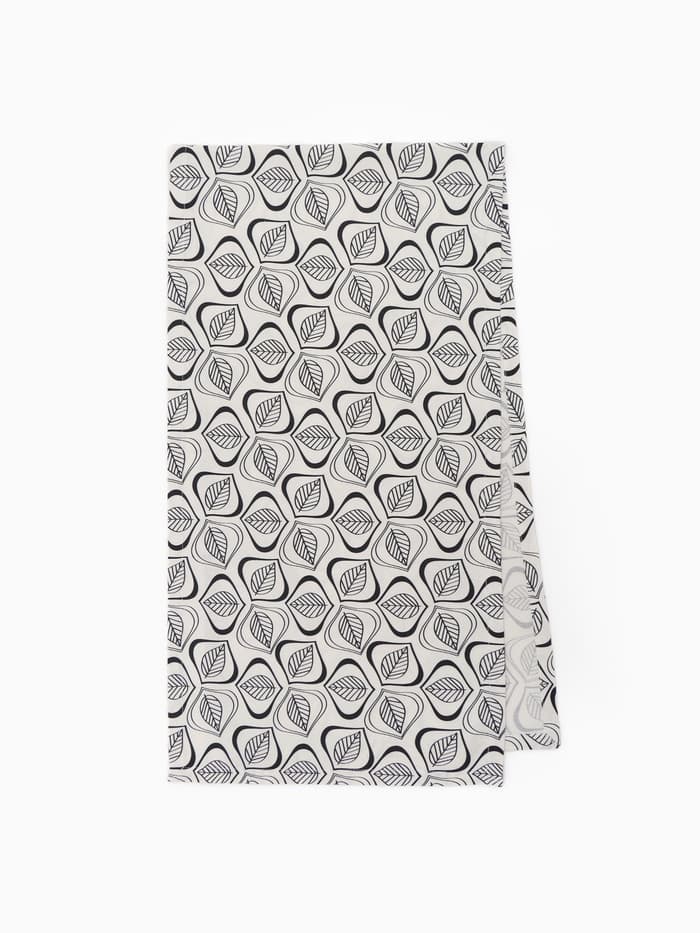 Дорожка на стол «Этель» Leaves, 40×149 см, 100% хлопок, саржа 190 г/м², белая, чёрная