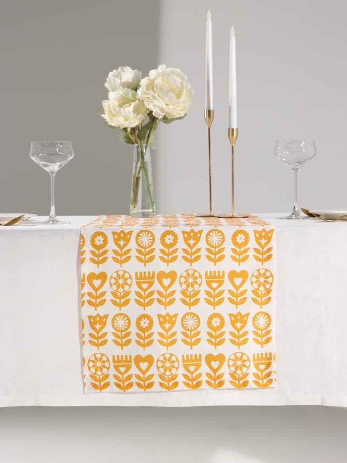 Дорожка на стол «Этель» Yellow garden 40×149 см, 100% хлопок, саржа 190 г/м², белая/жёлтая