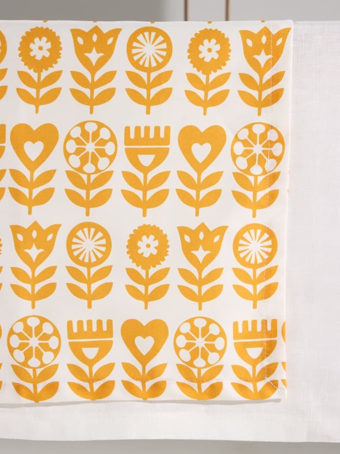 Дорожка на стол «Этель» Yellow garden 40×149 см, 100% хлопок, саржа 190 г/м², белая/жёлтая