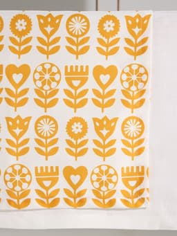 Дорожка на стол «Этель» Yellow garden 40×149 см, 100% хлопок, саржа 190 г/м², белая/жёлтая