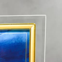 Стеклянная фоторамка для фото 10×15 см «Вертикаль», выгнутая, с золотом