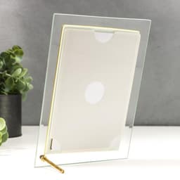 Стеклянная фоторамка для фото 10×15 см «Вертикаль», выгнутая, с золотом