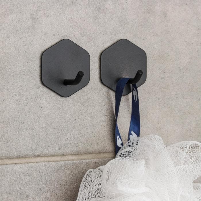 Крючки самоклеящиеся Stölz «Классика», 2 шт., шестиугольник, 5×4.5×3 см, чёрные