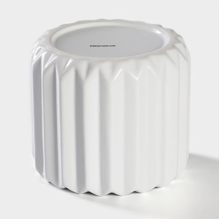 Банка для сыпучих Доляна «Золотое крыло», 900 мл, 12×17 см, керамика, белая