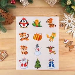 Наклейки новогодние «Новый год и зверята» 9×9 см