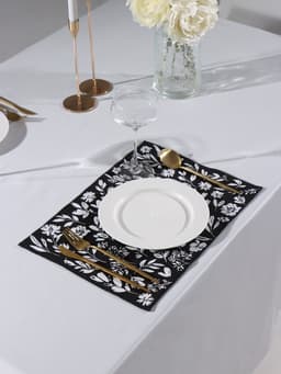 Салфетка на стол «Этель» Flowers black, 30×45 см, 370 г/м², чёрная