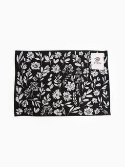Салфетка на стол «Этель» Flowers black, 30×45 см, 370 г/м², чёрная