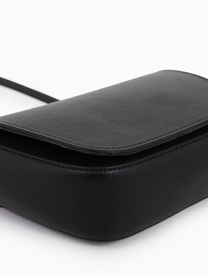 Сумка женская мессенджер TEXTURA на магните, 15×6×13 см, чёрная