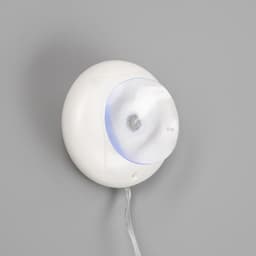 Светодиодная фигура на присоске «Дед Мороз» 19×22 см, пластик, батарейки АААх3 (не в комплекте), свечение тёплое белое