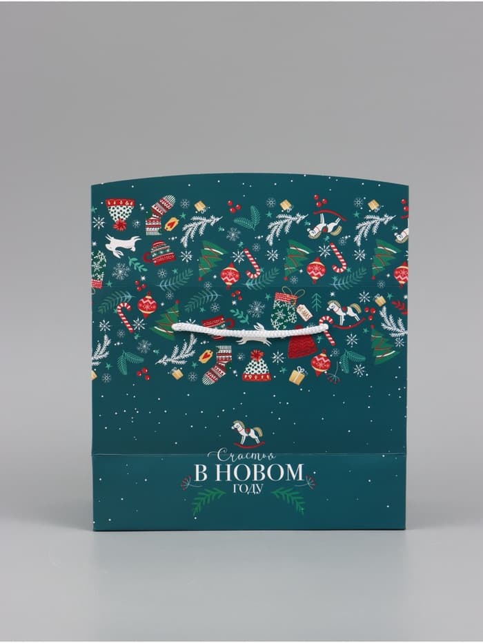 Пакет - коробка подарочная «В новом году», 23×18×11 см