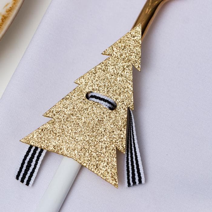 Набор для декора столовых предметов «Доляна. Ёлка», 4 шт., цвет золото, 5×7.5 см