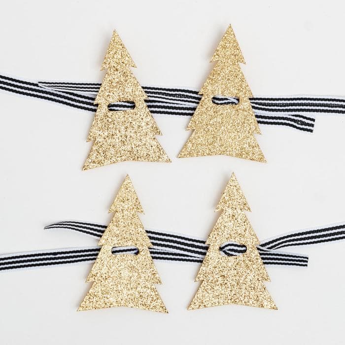 Набор для декора столовых предметов «Доляна. Ёлка», 4 шт., цвет золото, 5×7.5 см