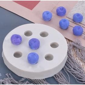 Молд силиконовый «Черника» 8 предметов 1.4×7.4×7.4 см