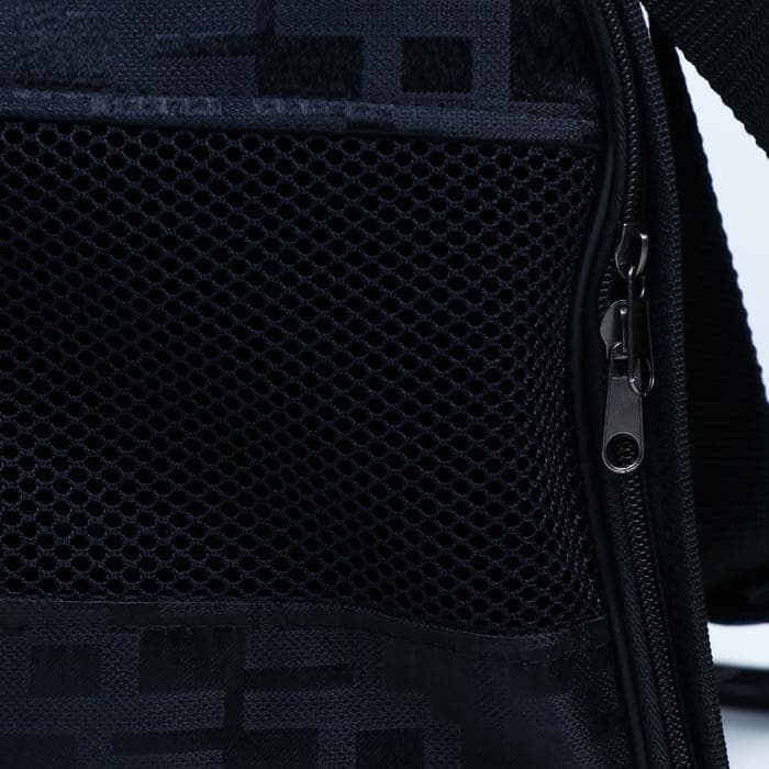 Сумка - переноска для животных «Люкс», 40×25×26 см, ПВХ, жаккард, чёрная