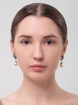 Клипсы «Грейс», диагональ бусин, белая в чернёном серебре