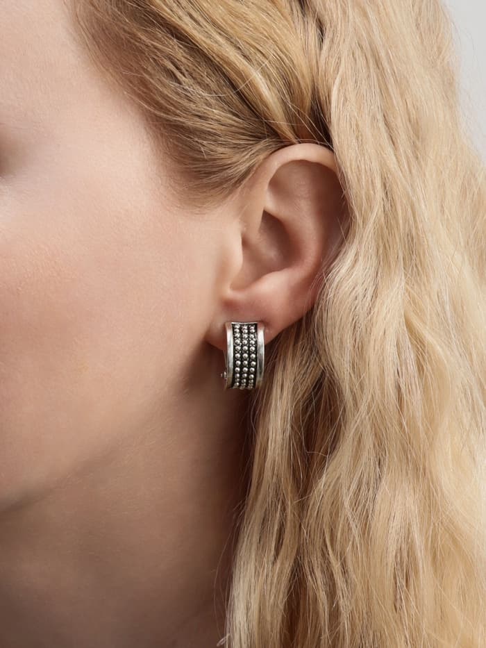 Клипсы для ушей QF «Грейс», шарики, цвет чернёное серебро