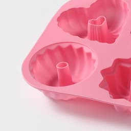 Форма для выпечки Доляна «Немецкий кекс», силикон, 17×17 см, 4 ячейки, розовая