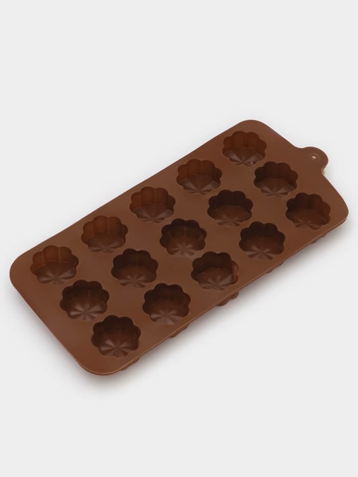 Форма для конфет и шоколада Доляна «Цветочки», силикон, 21×10×2 см, 15 ячеек, МИКС