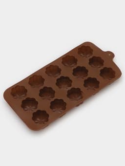 Форма для конфет и шоколада Доляна «Цветочки», силикон, 21×10×2 см, 15 ячеек, МИКС