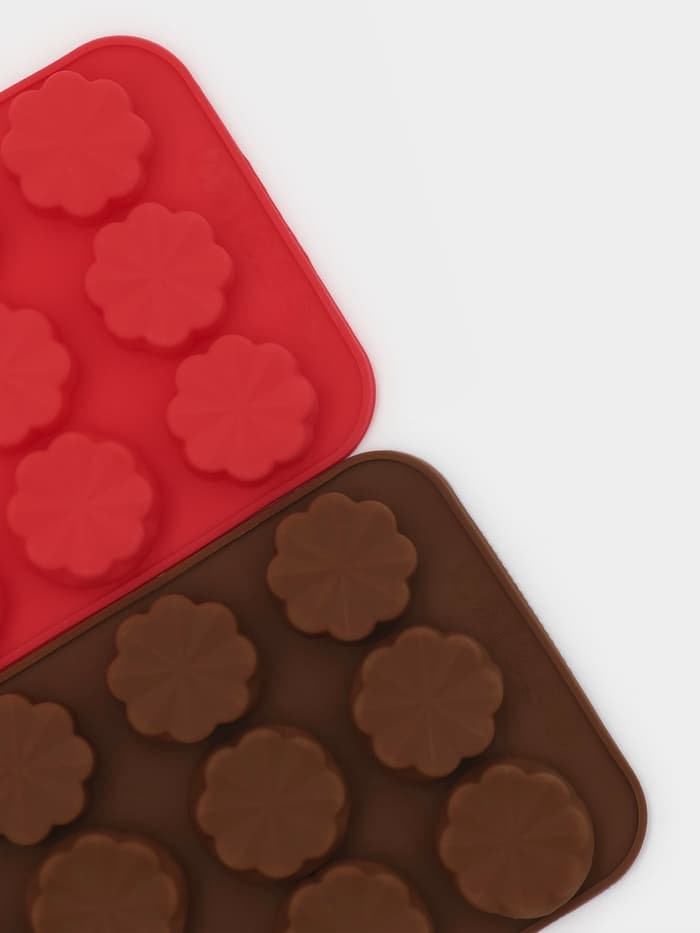Форма для конфет и шоколада Доляна «Цветочки», силикон, 21×10×2 см, 15 ячеек, МИКС