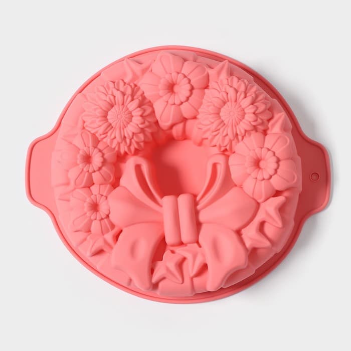 Форма для выпечки Доляна «Немецкий кекс. Праздничный венок», силикон, 26×30 см, с ручками, розовая