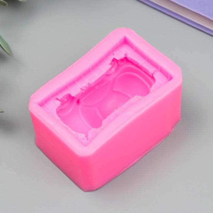 Молд силиконовый «Машинка жук» 8×5.5×3.8 см