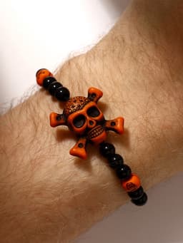 Браслет из бусин «Череп с костями», d=6 см, чёрный, коричневый