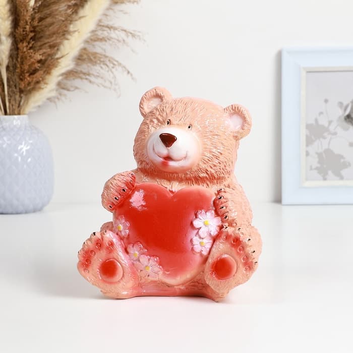 Копилка для денег «Мишка с сердцем», гипс, 16.5×18.5 см