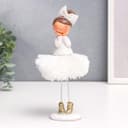 Фигурка полистоун «Малышка с большим бантом и юбкой-кисточкой», 17.6×4.8×5 см