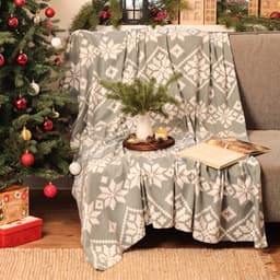 Плед флисовый новогодний «Экономь и Я. Зимние узоры» 150×180 см