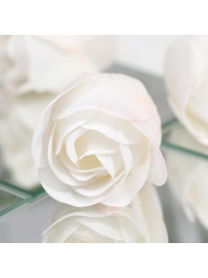 Мыльные розы, белые, набор 3 шт., в коробке