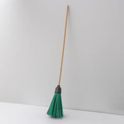 Метла полипропиленовая, с берёзовым черенком, бесфланцевая, МИКС