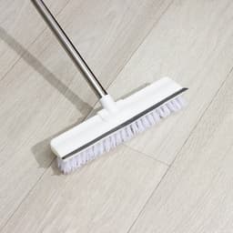 Щётка для подметания пола с водосгоном Доляна, черенок из нержавеющей стали, 28×6.5×117 см