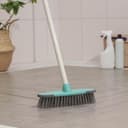 Щётка для подметания пола с силиконовыми отбойниками Доляна, окрашенный металлический черенок, 27×6×126 см, МИКС