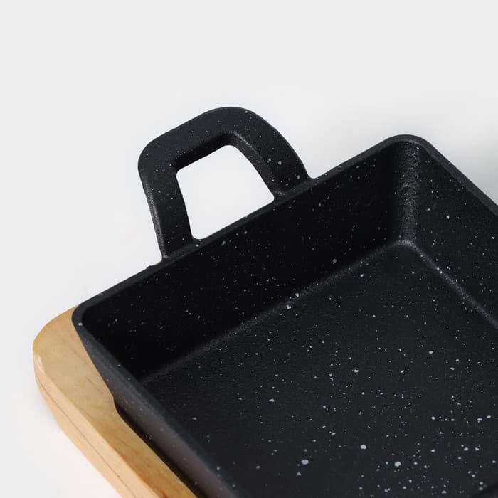 Сковорода «Ночь», 18.5×12.5×5.2 см, на деревянной подставке, чугун, чёрная