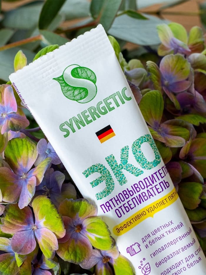 Пятновыводитель-отбеливатель Synergetic, порошок, гипоаллергенный, биоразлагаемый 4 стика