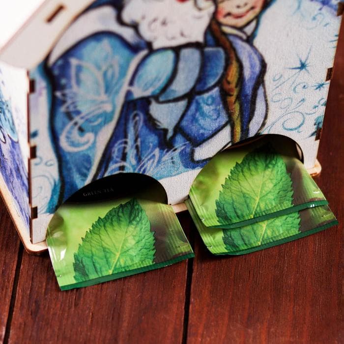 Чайный домик на два ряда «Дед Мороз и Снегурочка», 15.5×9.6×20 см